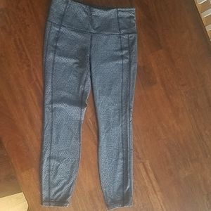Athleta herringbone leggings 7/8 length size M